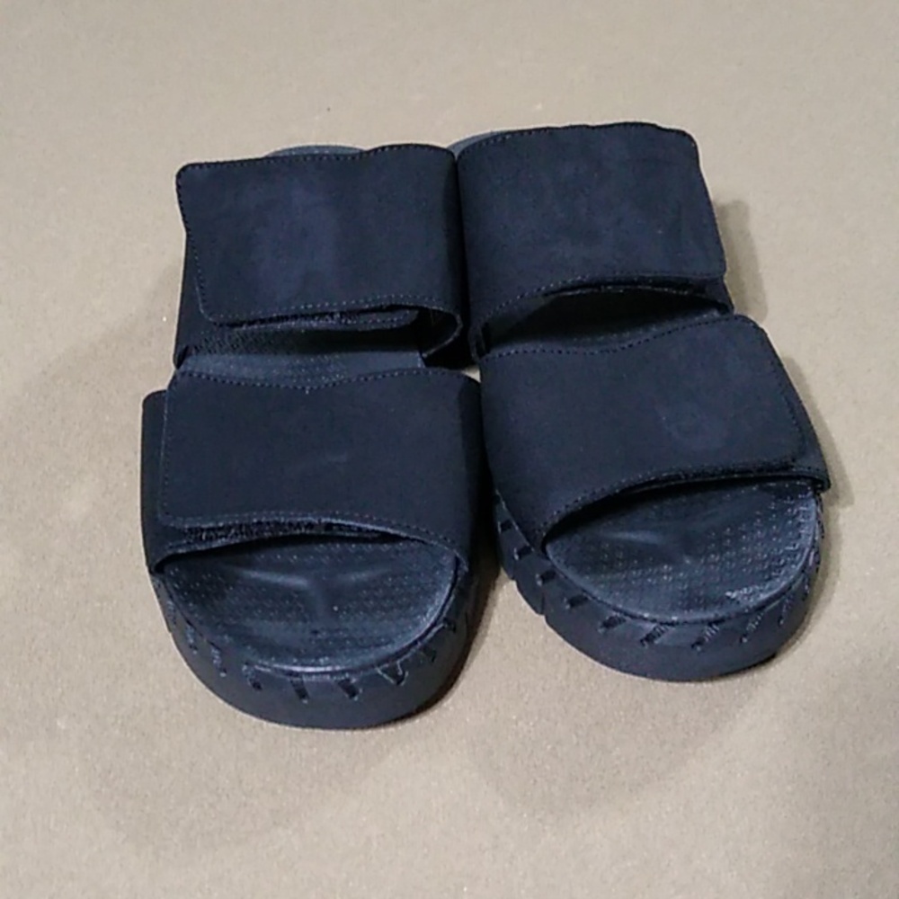 Muk Luks Flexi Central Park Sandals Black size 10 - Picture 2 of 11
